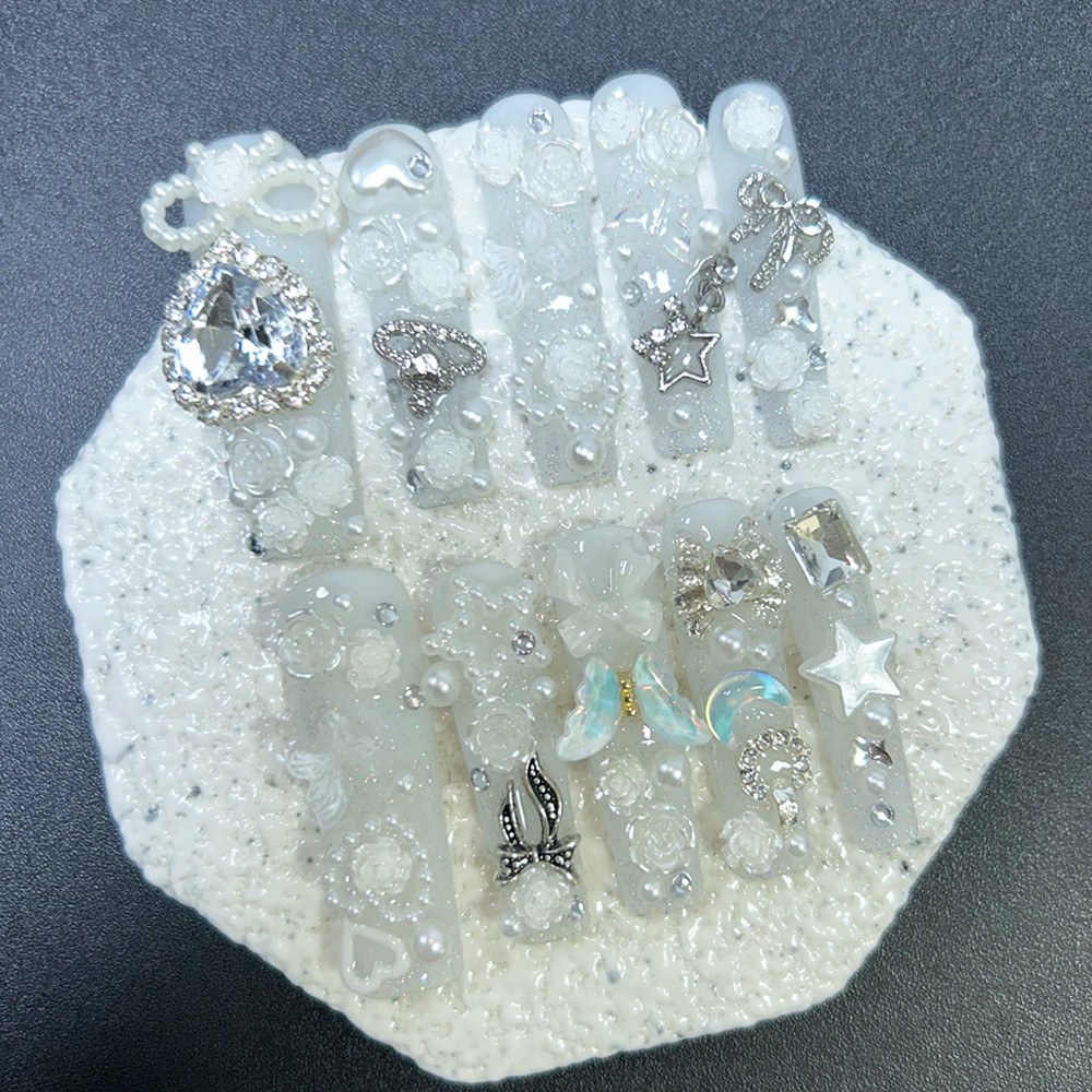 Art Craft Handmade - เล็บปลอมแบบกดติด 10 ชิ้น ลาย Jirai Kei